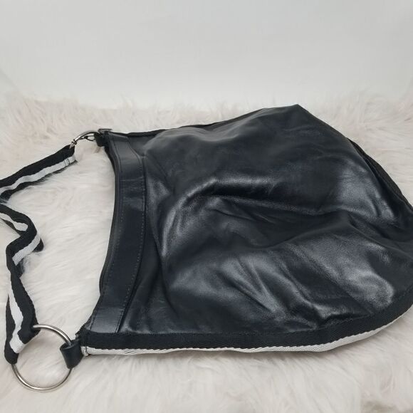 Bijoux Terner Black VEGAN LEATHER Hobo Bag. - Picture 5 of 12